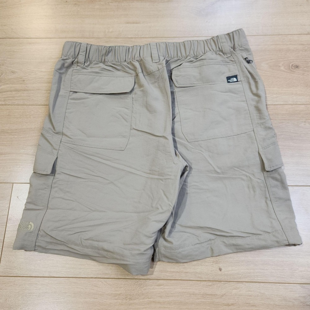 The North Face Shorts Mens Large 9" Beige Nylon Cargo Belted Hiking Outdoor - Picture 2 of 11